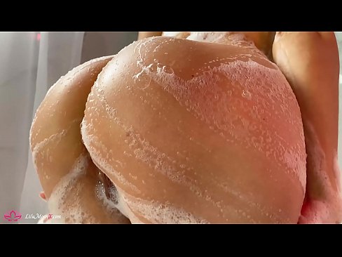 ❤️ Brunette شاور میں شدید orgasm کے لئے وائبریٹر کے ساتھ بلی میں مشت زنی کرتی ہے۔ ❤ پر ur.sayhentai.ru ❌❤